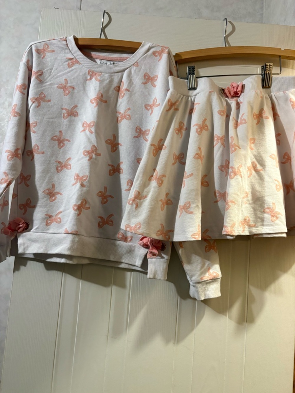 Rachel Zoe White and pink Bow Print  Set